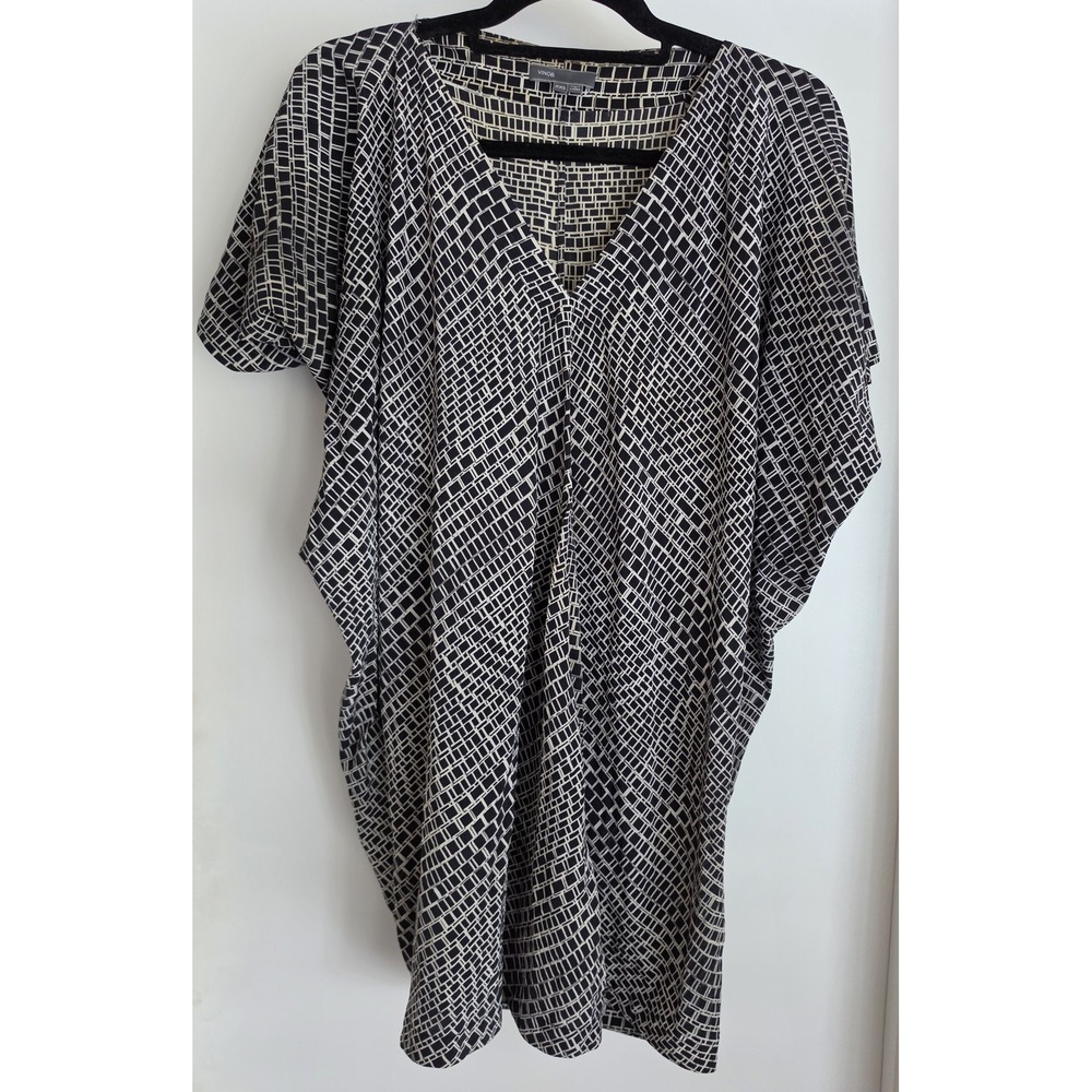 Vince Silk Blouse XXS Black White Geometric V-Neck Short Sleeve Tunic Top